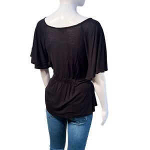 Sound & Matter Drapey Top